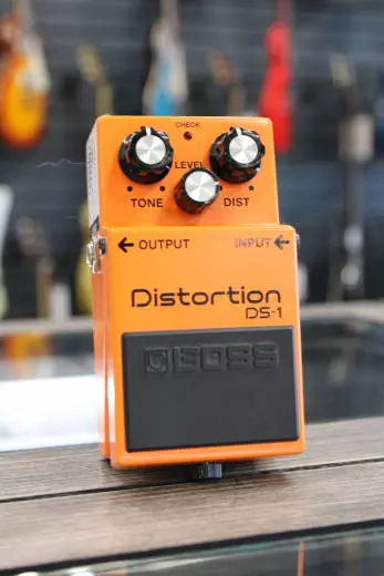 BOSS - DS1 Distortion Pedal